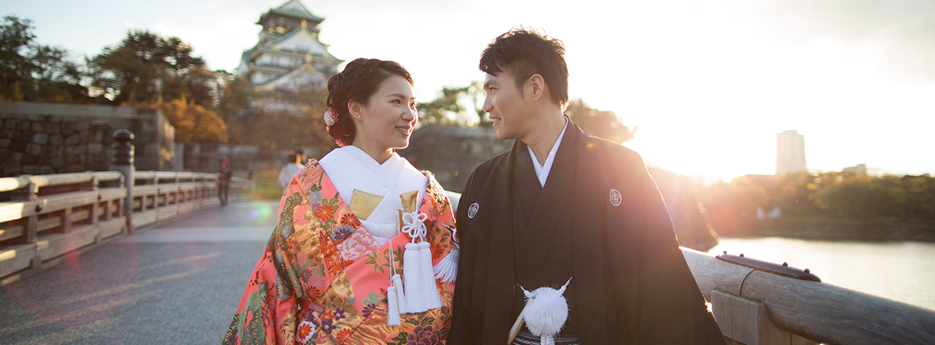 DE & Co. Decollte Wedding Photography in Japan. A Japanese Wedding Photo Studio. | 德可莉日本專業婚紗攝影 | Osaka | 大阪 | Falling for you | 留戀於你