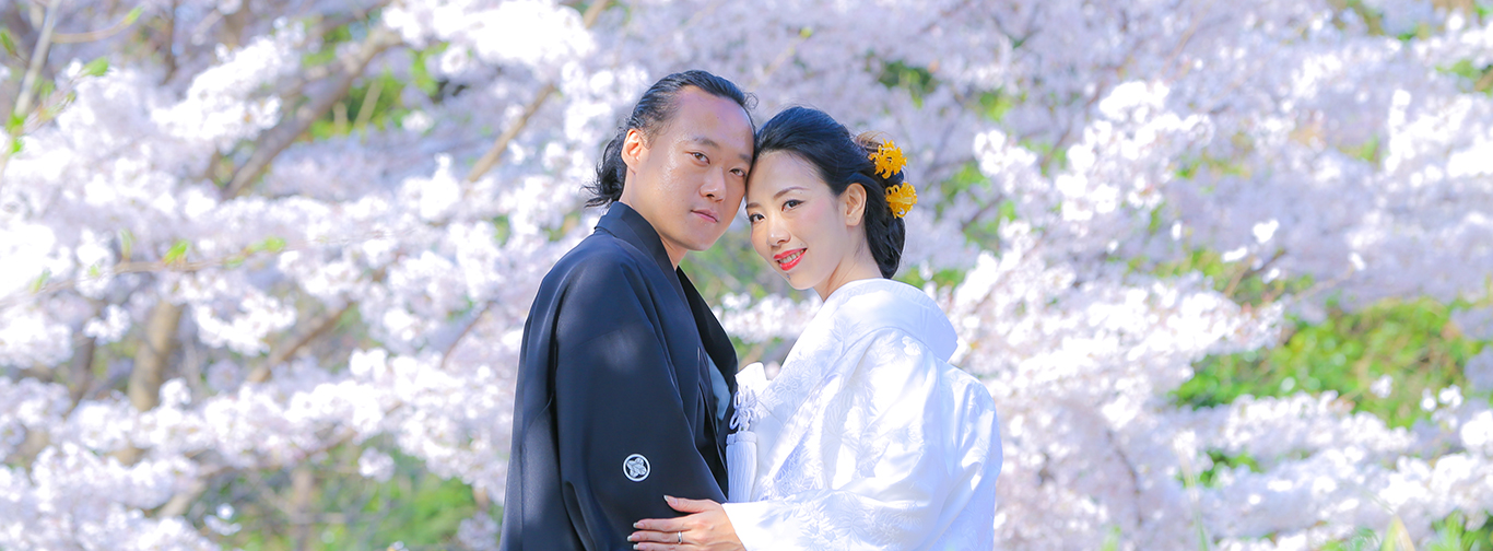 DE & Co. Decollte Wedding Photography in Japan. A Japanese Wedding Photo Studio. | 德可莉日本專業婚紗攝影 | Kyoto | 京都 | Sakura Romance | 櫻花。絢爛